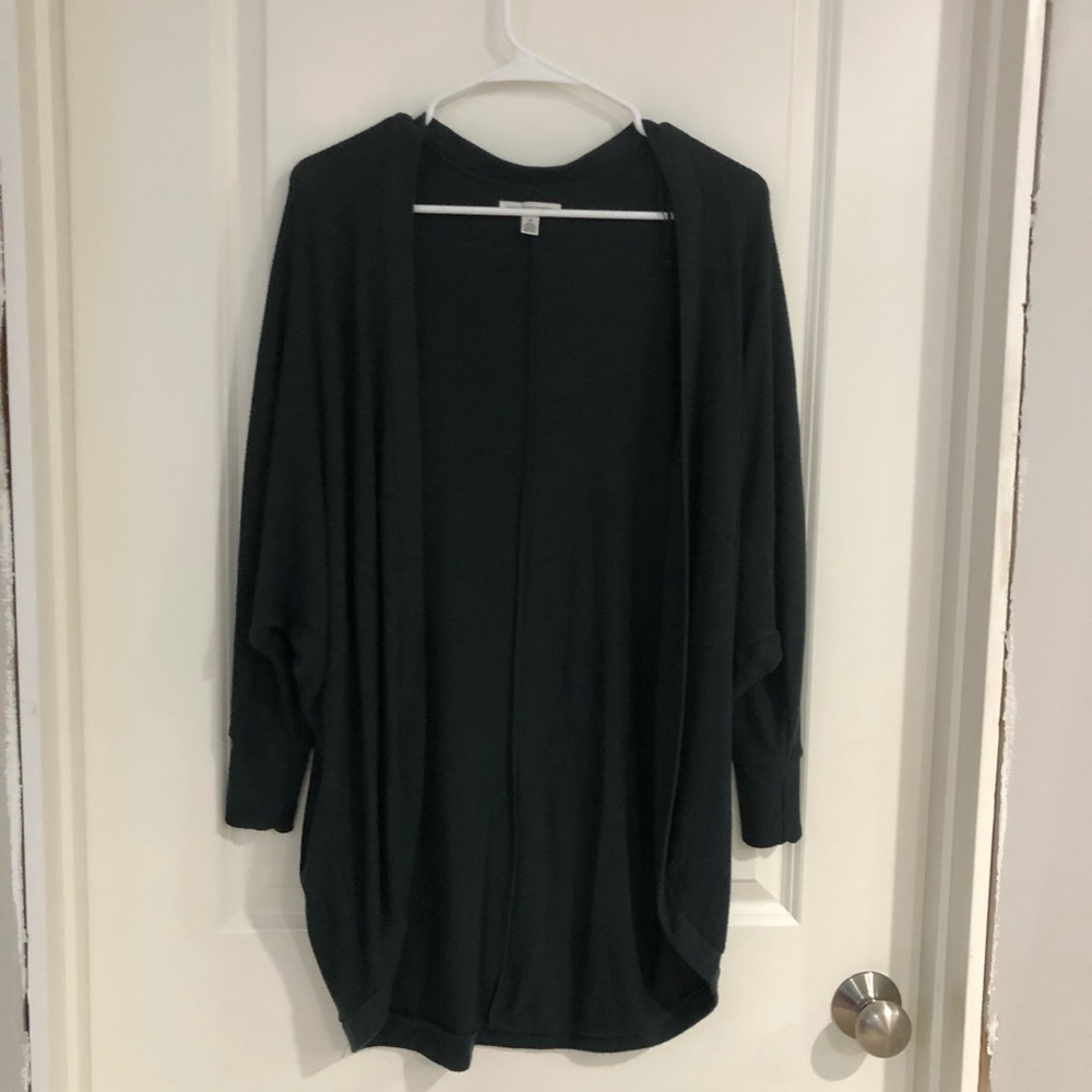American Eagle Round Cartigan